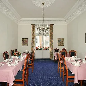 Bei Der Esplanade Hotell